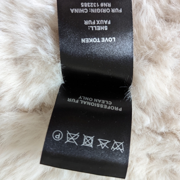 Love token faux fur vest size M - Picture 5 of 7